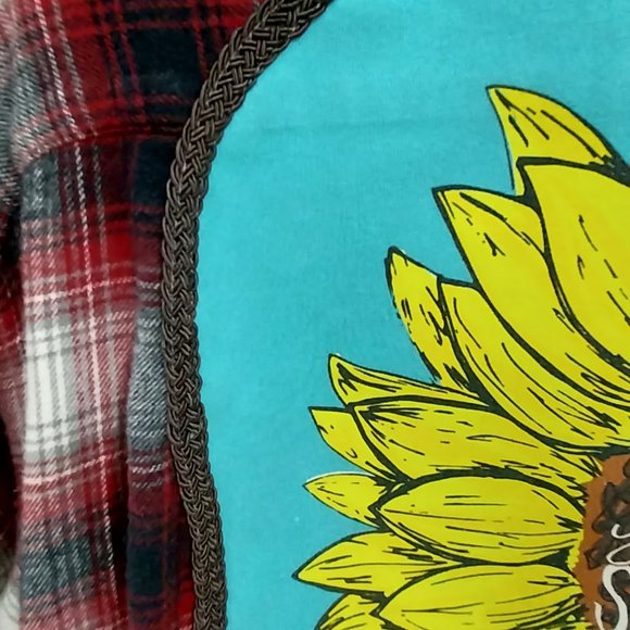 2705 Size XL Upcycled Croft & Borrow Create Your Own Sunshine Button Down Shirt - Picture 3 of 7